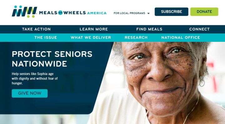 Meals on Wheels America homepage with bright green Donate navigation button